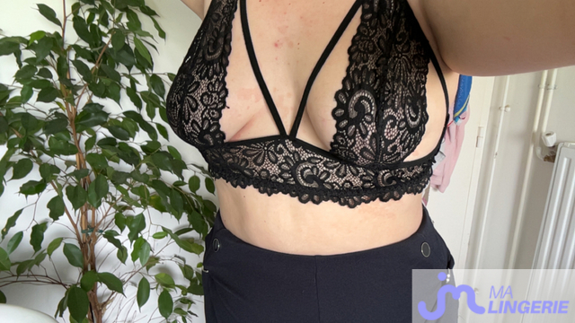 Photos de lingeries : Mes  jolis seins 