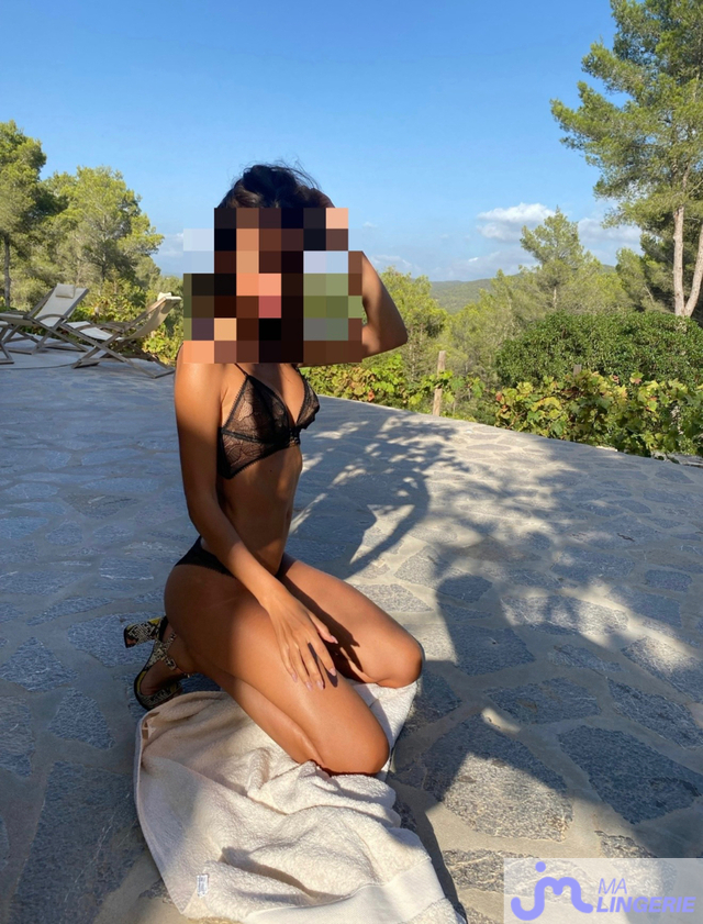 Photos de lingeries : Pr&ecirc;te &agrave;&hellip;