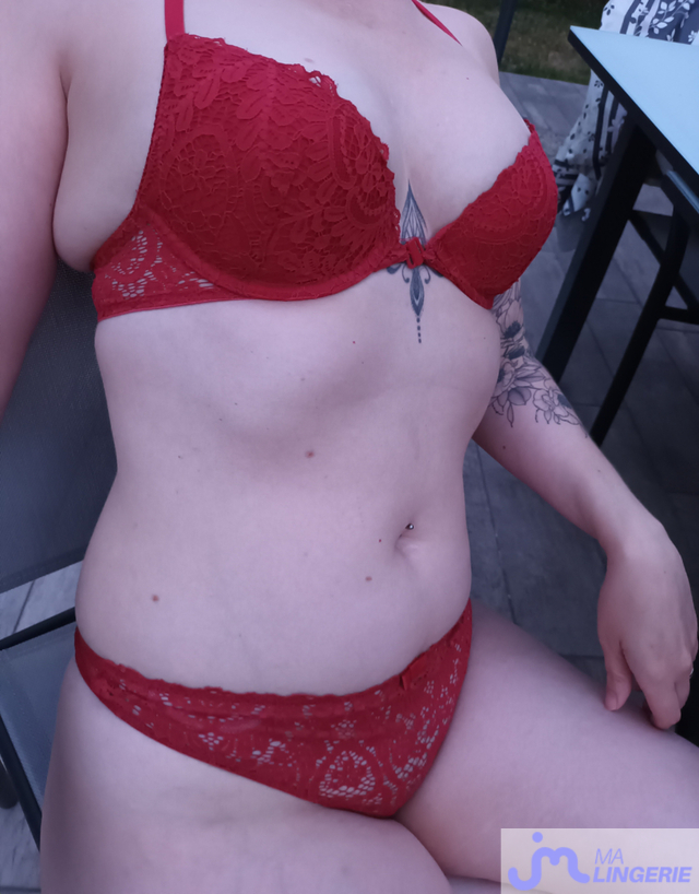 Photos de lingeries : Lingeries rouge