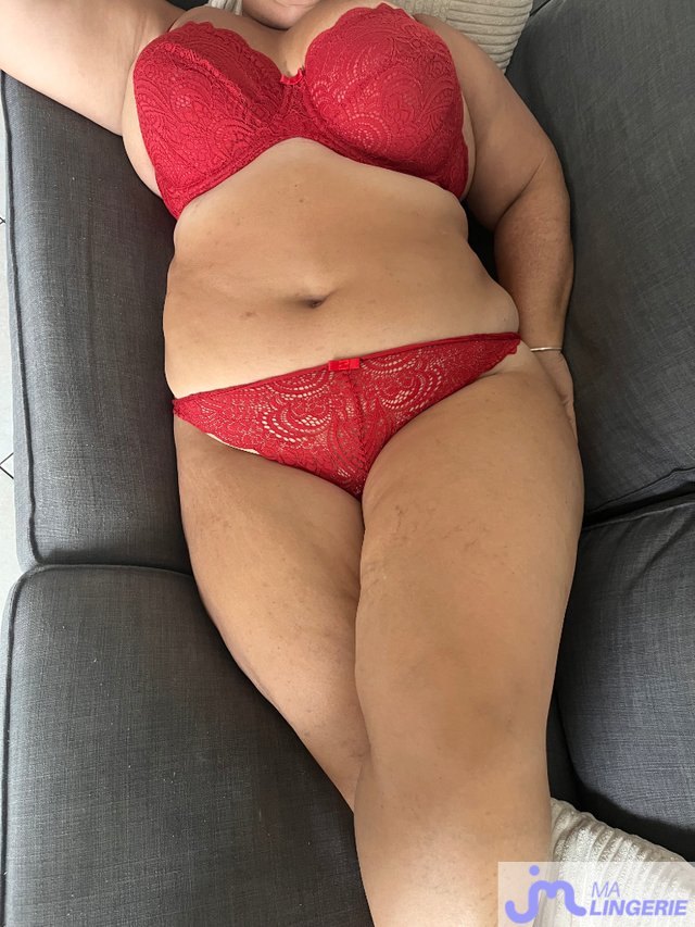 Photos de lingeries : Quelle couleur vous pr&eacute;f&eacute;rez ??