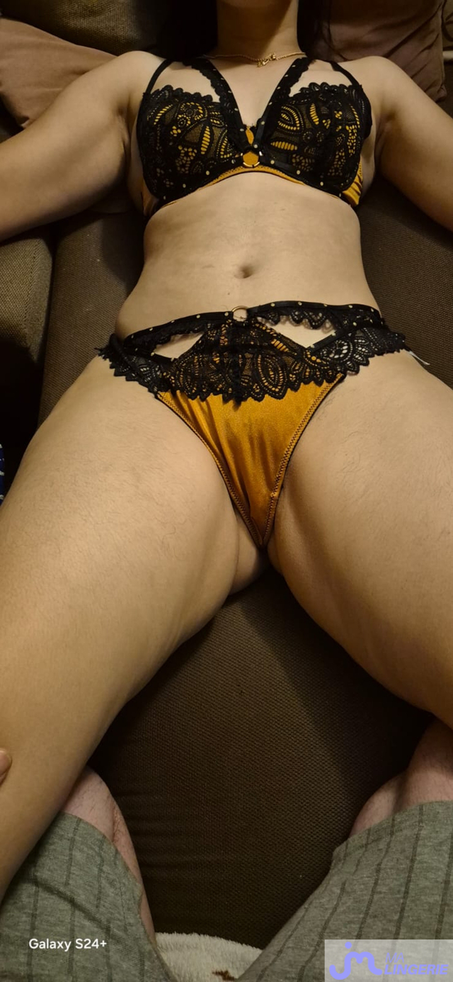 Photos de lingeries : Princesse dor&eacute;e - Partie 3 Journ&eacute;e porte ouverte 