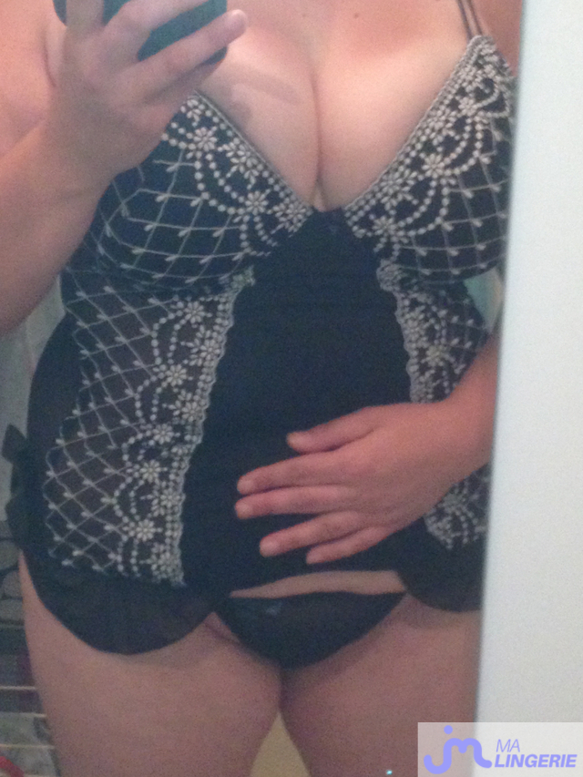Photos de lingeries : Ma femme en lingerie