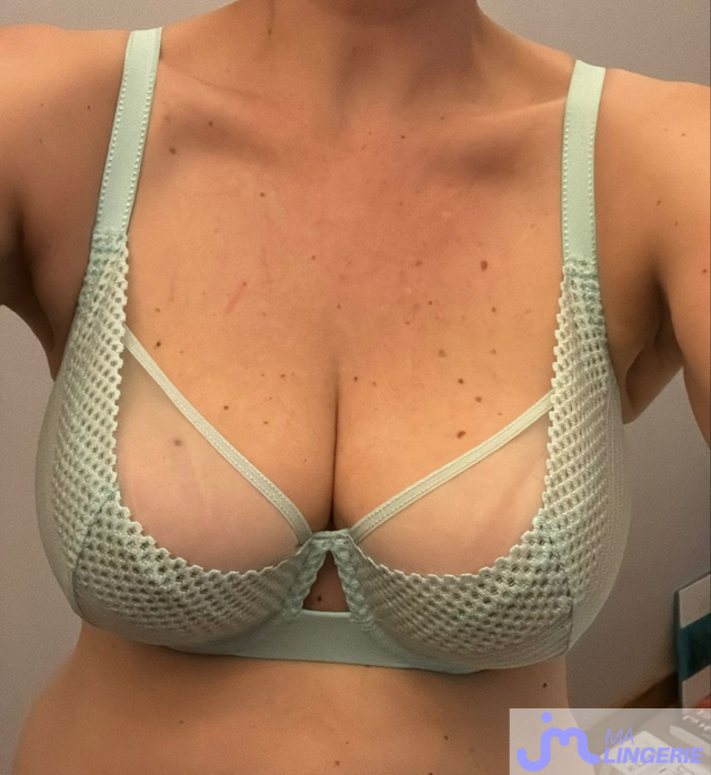 Photos de lingeries : Essayage